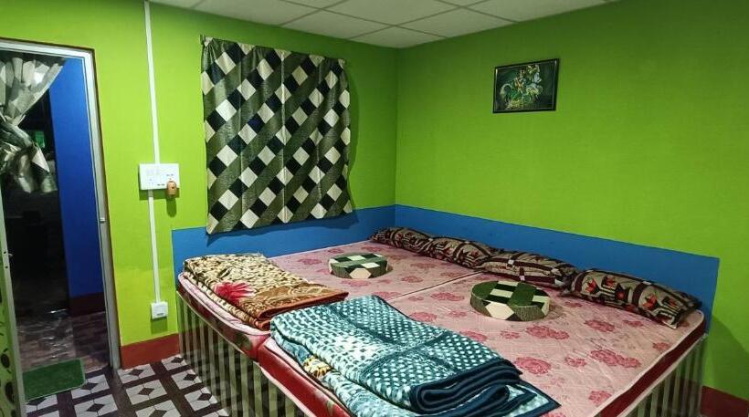 디럭스 4인 룸, Blue Eyes Eco Resort And Restaurant