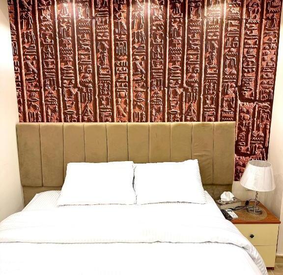 اتاق لوکس یک تخته, Locanda Pyramids View