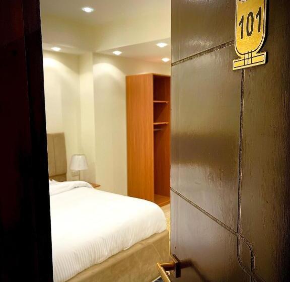 اتاق لوکس یک تخته, Locanda Pyramids View