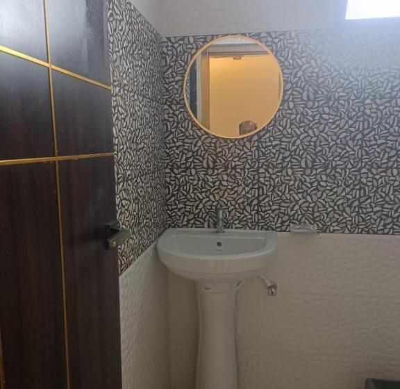 スタンダードルーム, Mr Jaiswal Dharmshala