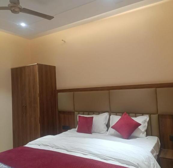 スタンダードルーム, Mr Jaiswal Dharmshala