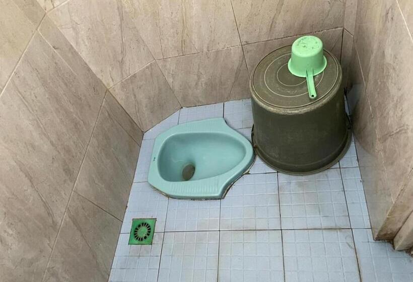 غرفة إقتصادية, Spot On 93555 Triple N Homestay