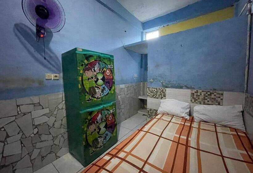 Номер Economy, Spot On 93555 Triple N Homestay