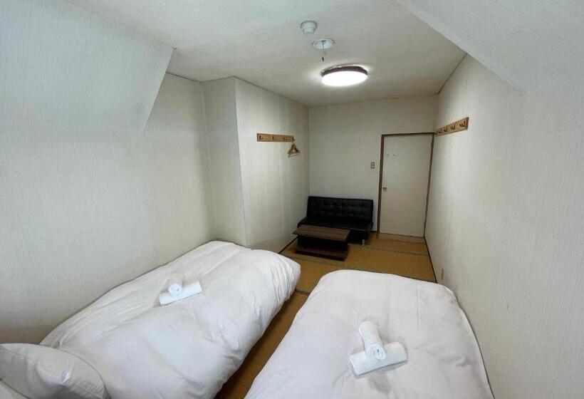 شاليه غرفة نوم واحدة, A Short Walk To Akakura Onsen Ski Lift And Town By Japow House