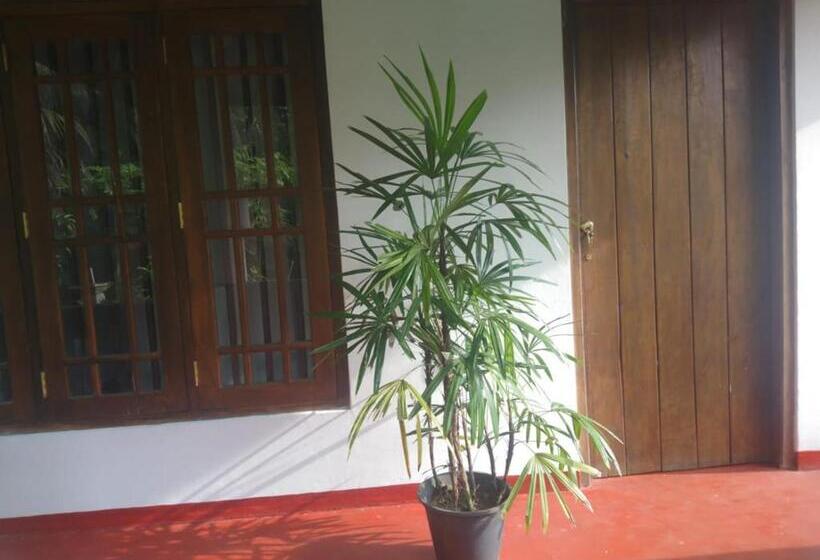 스탠다드 발코니 룸, Villa Manu Hikkaduwa