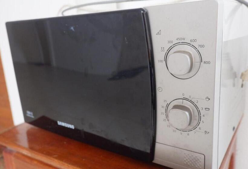 三人经典房间, Goldbeach Guesthouse