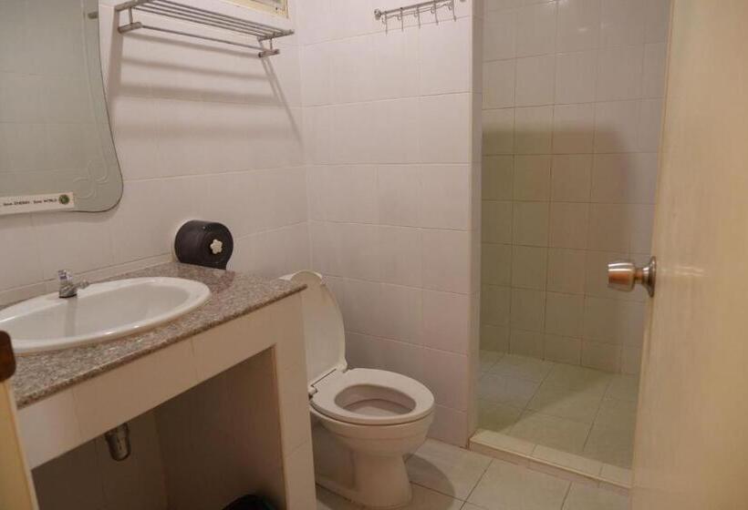 三人经典房间, Goldbeach Guesthouse