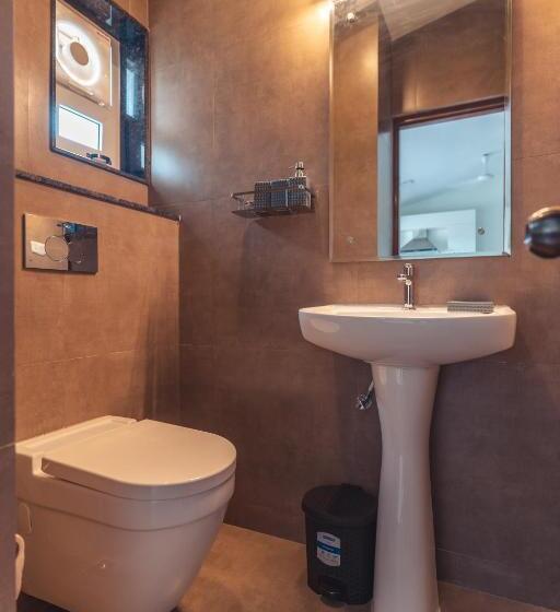 דירת חדר נוף לבריכה, Carnival De Goa