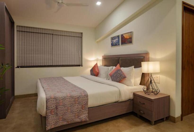 סטודיו סטנדרטי נוף לגינה, Carnival De Goa