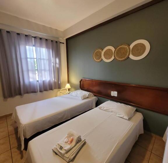 اتاق استاندارد سه نفره, Aurora