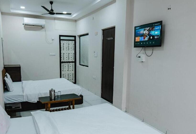 חדר סטנדרט, Dev Ani Palace