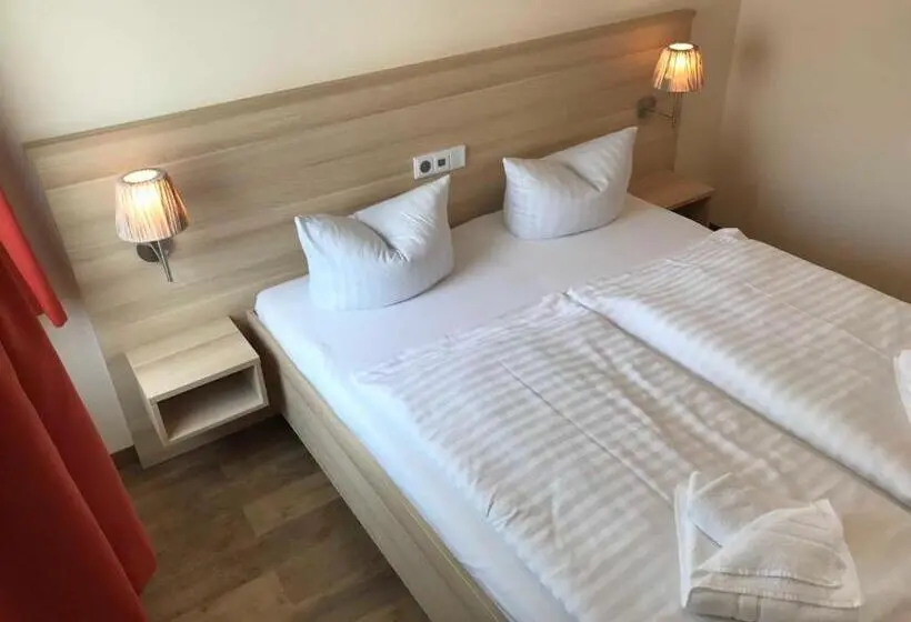 Huoneisto 1 Makuuhuone, Karl S Burg Gmbh