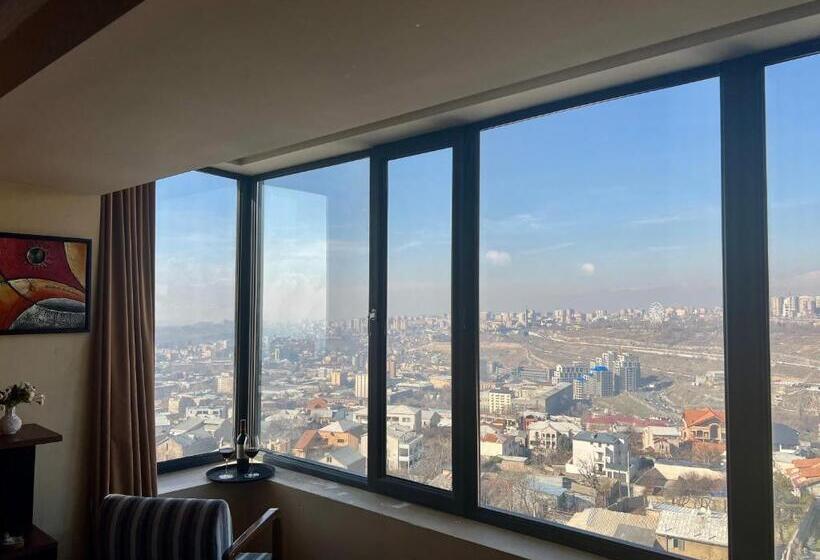 스위트 도시 전망, Sky Magic View