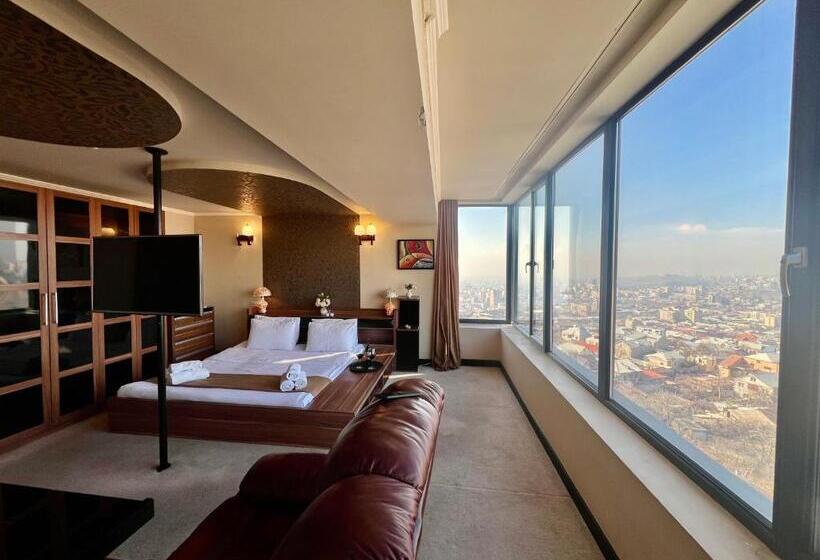 스위트 도시 전망, Sky Magic View