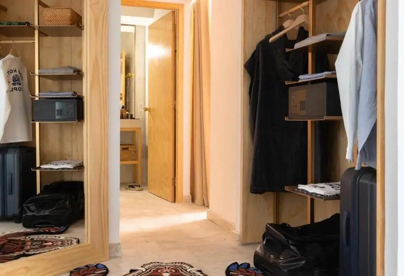 Suite with Terrace, Mob Hotel Cannes