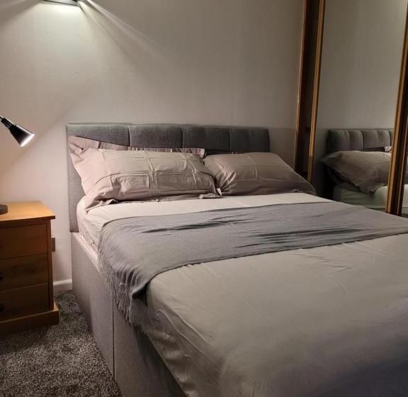 带共用浴室的标准房间, Calmhaven Apartment