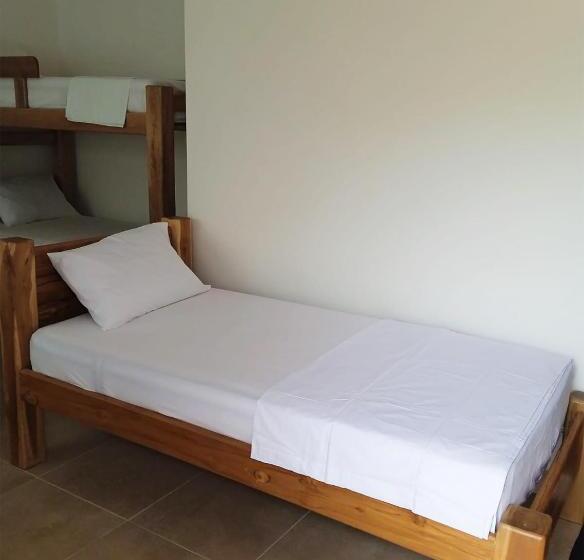 패밀리 룸, Costa De Oro Coveñas