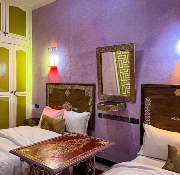 Quarto Quádruplo Estandar, Riad Dar Doura