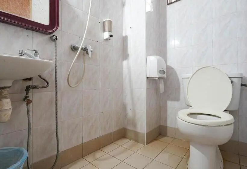 اتاق استاندارد, Amrise Hotel 12
