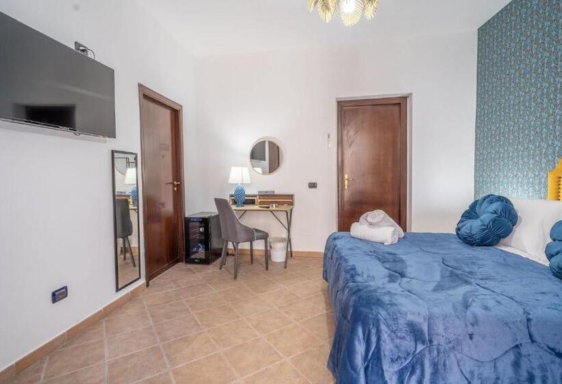 اتاق لوکس چهار تخته, La Porta Di Alba