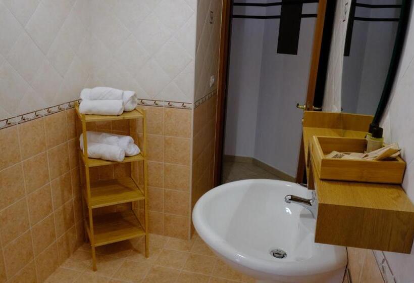 四人标准间, Matteottis