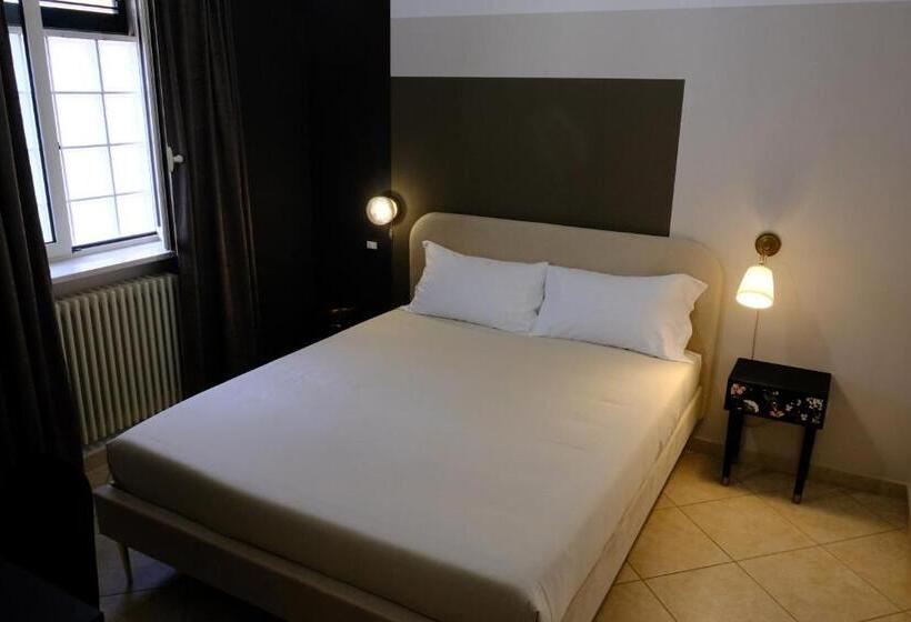 四人标准间, Matteottis