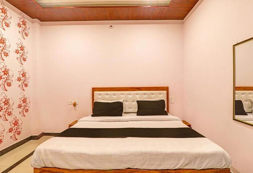 Трехместный Номер Классика, Collection O Hotel Bombay Palace