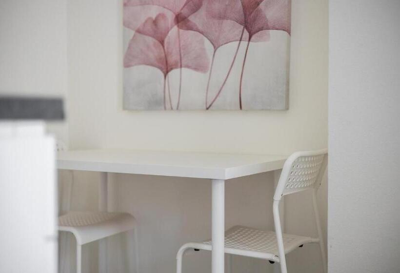 Estudio Estàndard, Delta Apartments Zurich