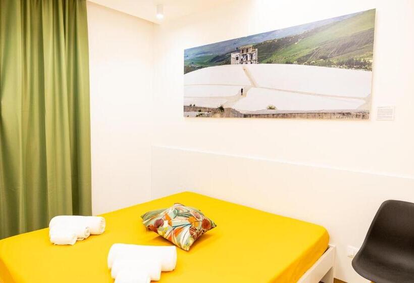 标准间, Floriana B&b