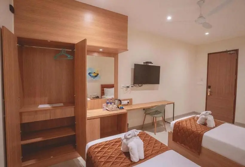 Suite Lit King, Achyut