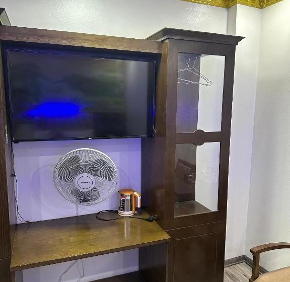 اتاق سوپریور, Hoàng Gia Long Biên
