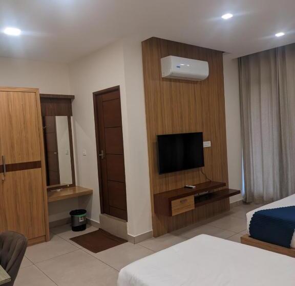 Трехместный Номер Deluxe, Mountview By Farstay Wayanad