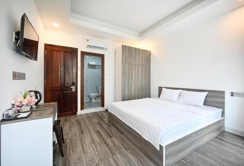 اتاق لوکس با چشمانداز شهر, Yoko Airport Saigon