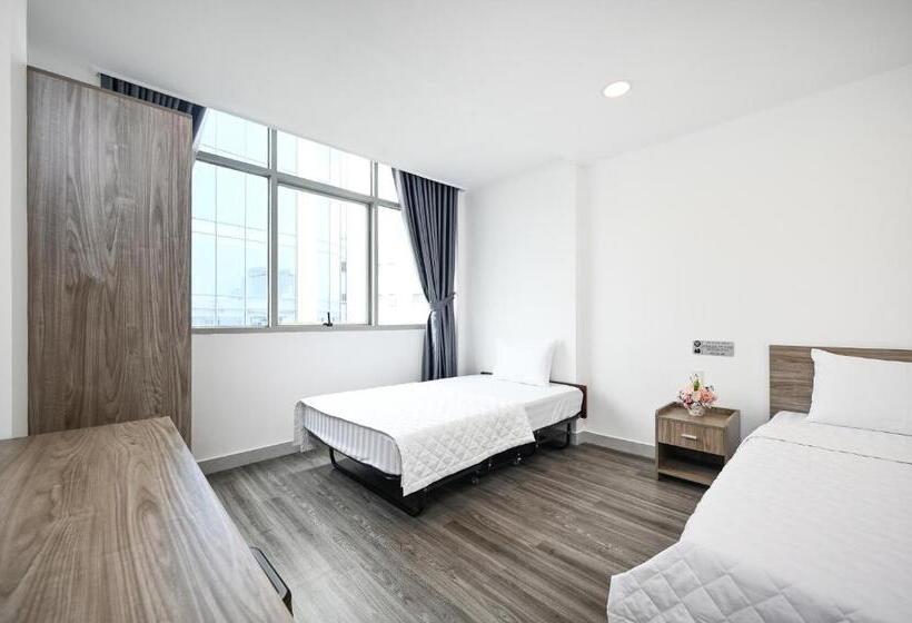 اتاق لوکس سه تخته, Yoko Airport Saigon