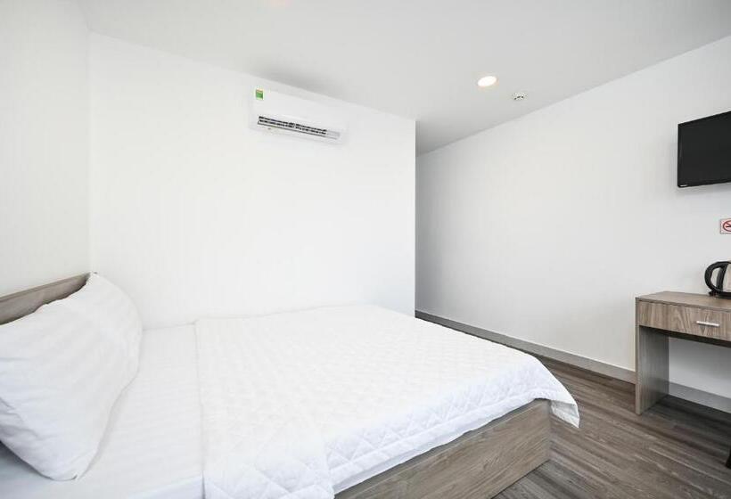 اتاق لوکس سه تخته, Yoko Airport Saigon