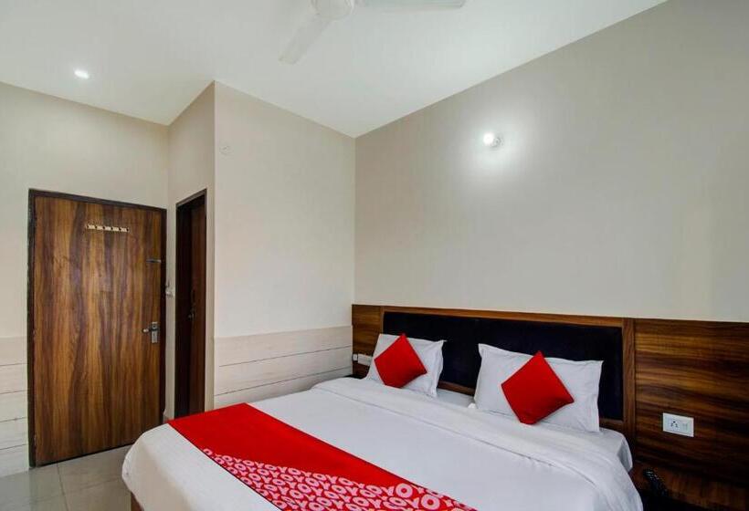 三人经典房间, Oyo Hotel Rj 21 18