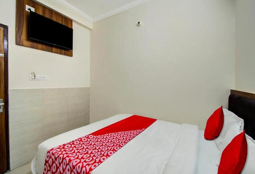 三人经典房间, Oyo Hotel Rj 21 18