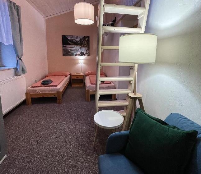 家庭间, Gasthaus Kitzloch