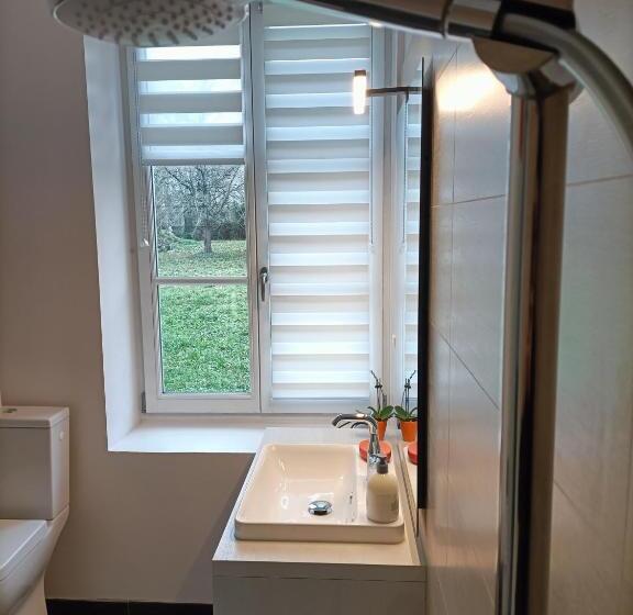 Номер Стандарт Адаптированный для Инвалидов, Guestroom Valençay, 1 Pièce, 2 Personnes Fr 1 591 570