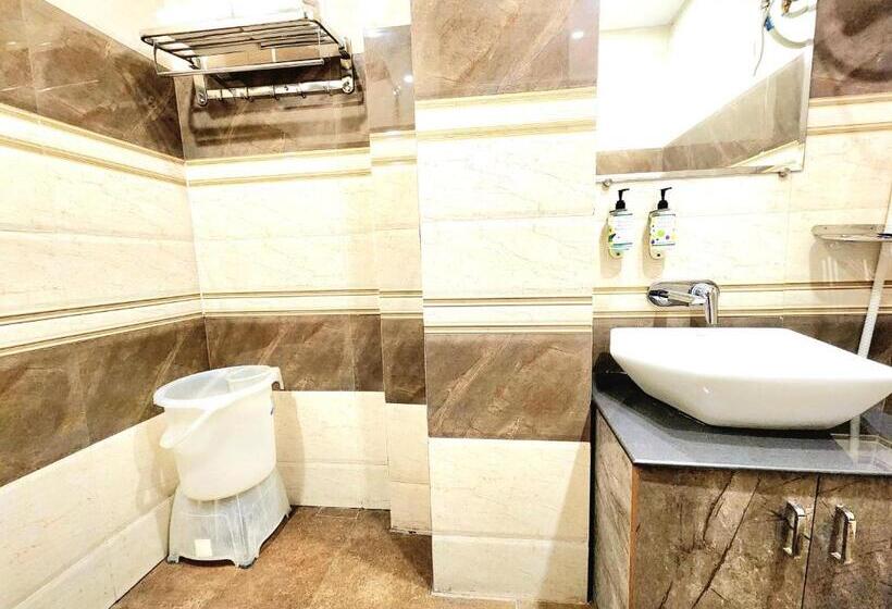 غرفة ديلوكس, Pineberry Hotels   Near Golden Temple