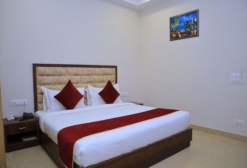 غرفة ديلوكس, Pineberry Hotels   Near Golden Temple