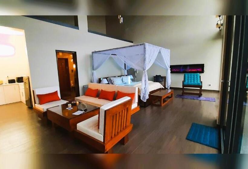 山景套房, Silveroak B&b