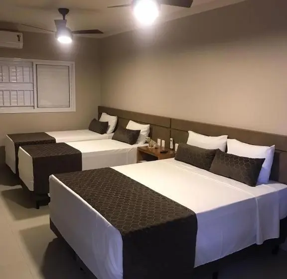 スタンダード４人部屋, Pousada Mala E Cuia