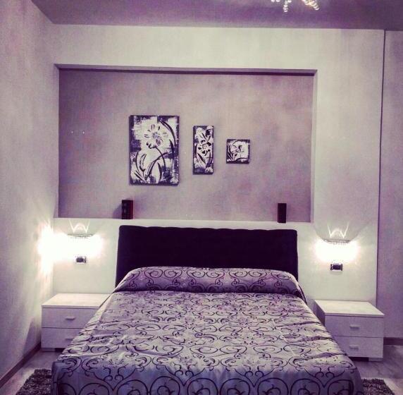 جناح مزوَّد بشرفة, B&b Crystal