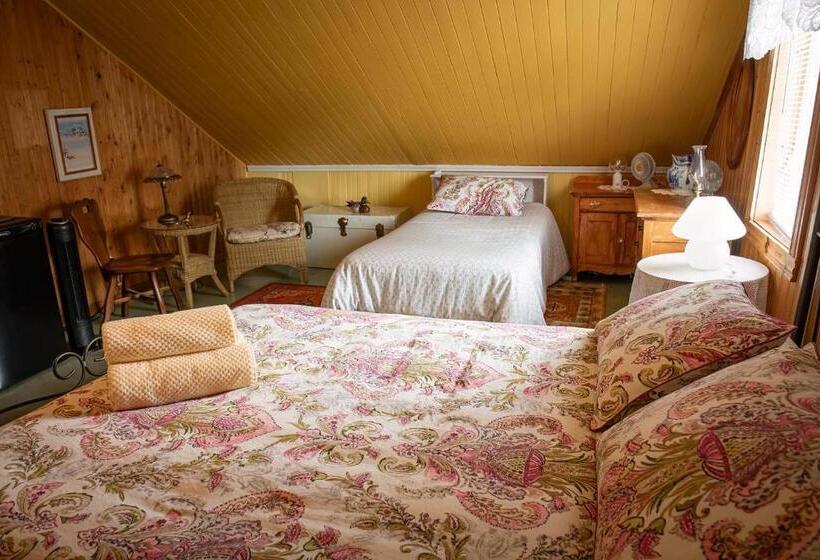Семейный Номер, Bed & Café Petit Papillon