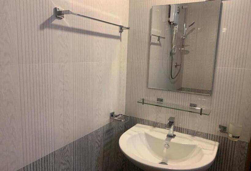 Номер Стандарт, Hamilton Tourist Rest