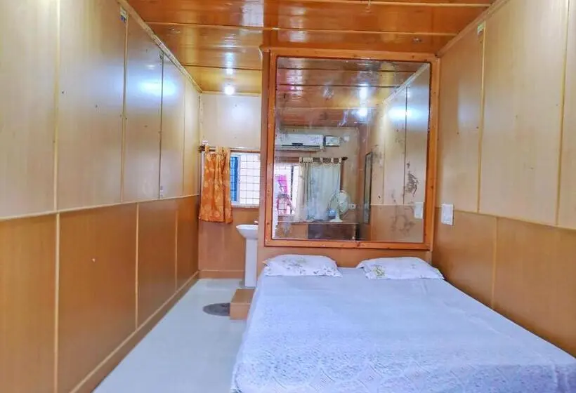 Economy-huone, Lakshmi Heritage Tourist Home