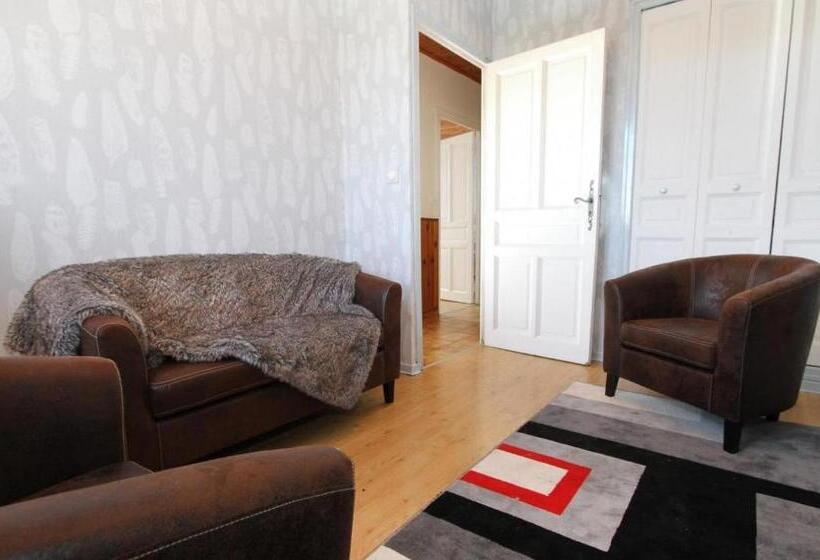 غرفة عائلية, Le Galaveyson