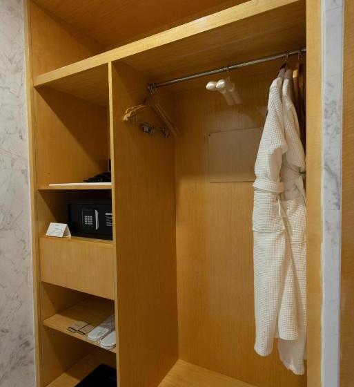 اتاق لوکس, Alberni Jabal Hafeet Hotel Al Ain