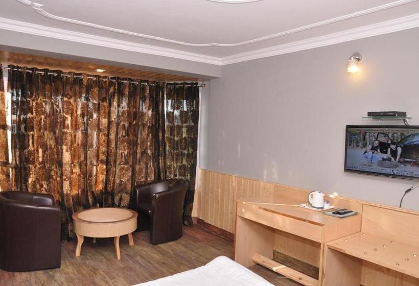 デラックスルーム, Ekant